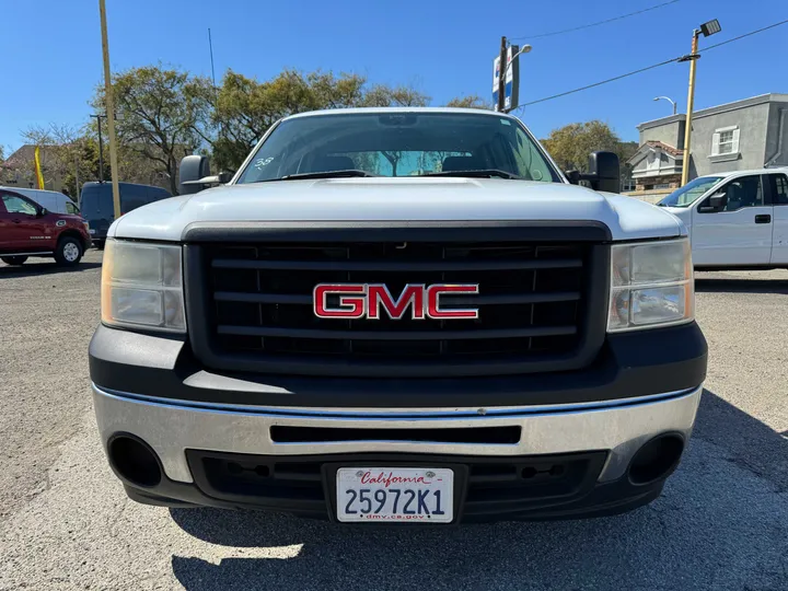 WHITE, 2013 GMC SIERRA 1500 EXTENDED CAB Image 2