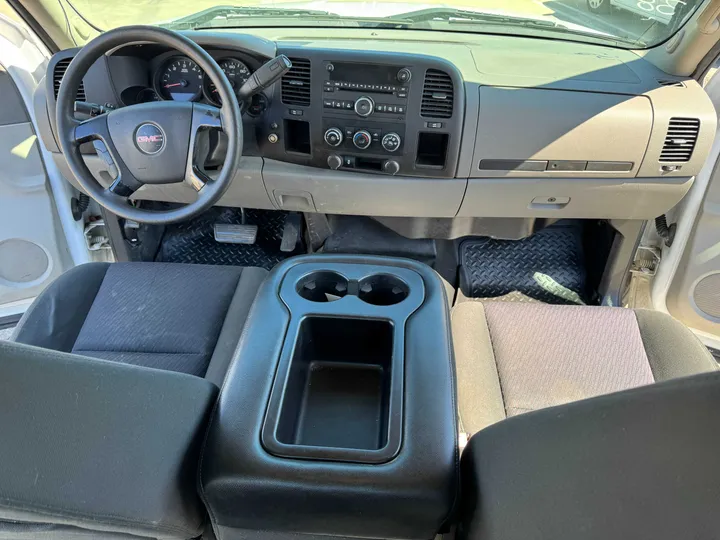 WHITE, 2013 GMC SIERRA 1500 EXTENDED CAB Image 15