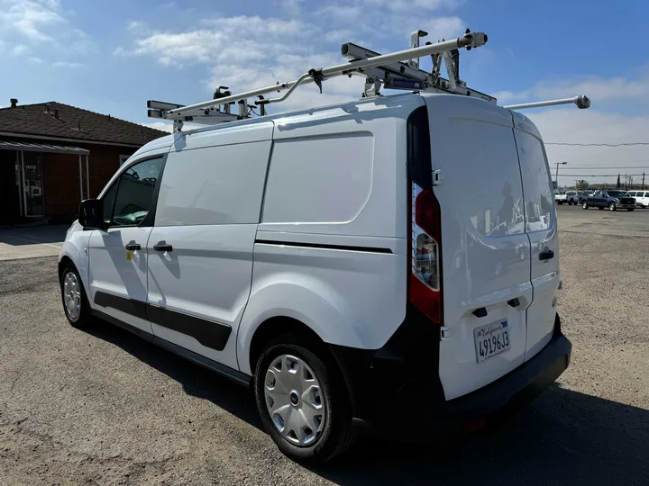 WHITE, 2014 FORD TRANSIT CNNCT CARGO Image 4