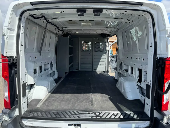 WHITE, 2016 FORD TRANSIT 150 VAN Image 17