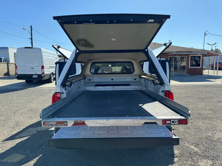 WHITE, 2018 CHEVROLET COLORADO EXTENDED CAB Image 15