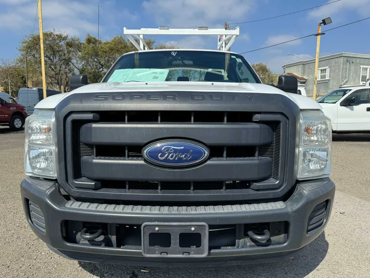 WHITE, 2016 FORD F250 SUPER DUTY REGULAR CAB Image 2