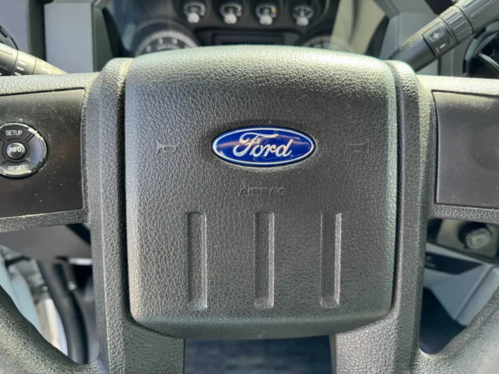 WHITE, 2016 FORD F250 SUPER DUTY REGULAR CAB Image 21