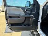 WHITE, 2018 CHEVROLET SILVERADO 2500 HD DOUBLE CAB Thumnail Image 9