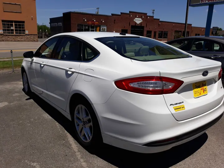 2013 FORD FUSION Image 2