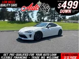 WHITE, 2019 TOYOTA 86 Thumnail Image 1