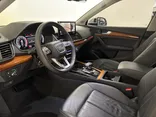 WHITE, 2023 AUDI Q5/PREMIUM PLUS/BANG&OLUFSEN SOUND/19" WHEELS Thumnail Image 8