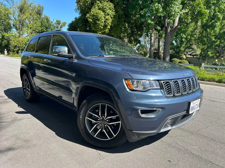 BLUE, 2019 JEEP GRAND CHEROKEE Image 1