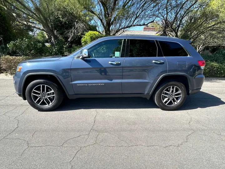 BLUE, 2019 JEEP GRAND CHEROKEE Image 4