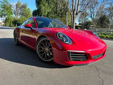 RED, 2017 PORSCHE 911 Image 