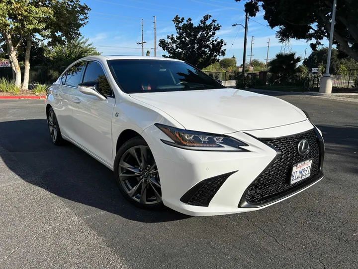 WHITE, 2021 LEXUS ES 350 F SPORT Image 1