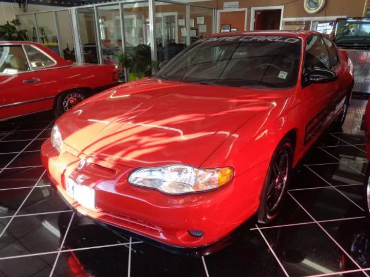 RED, 2004 CHEVROLET MONTE CARLO Image 3