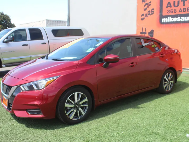 2020 NISSAN VERSA SV Image 3