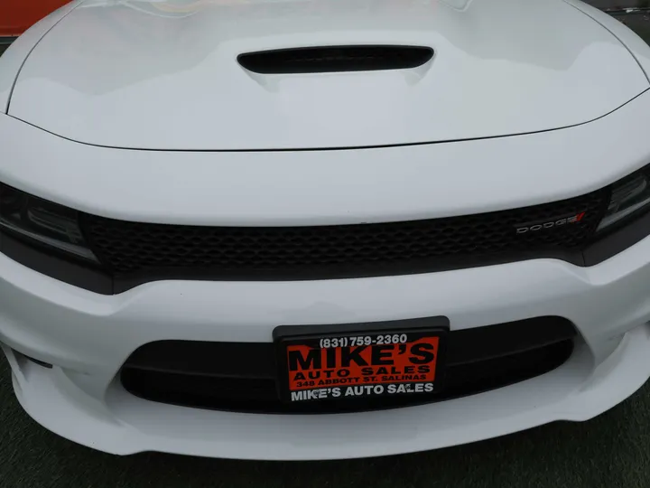 WHITE, 2019 DODGE CHARGER R/T Image 17