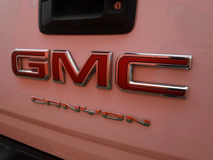 WHITE, 2021 GMC CANYON ELEVATION Image 6