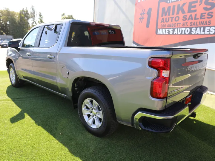 2020 CHEVROLET SILVERADO LT Image 10