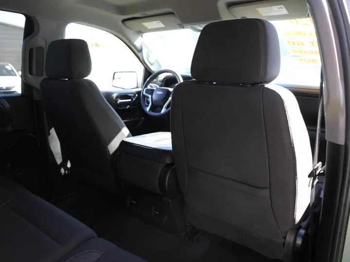 2020 CHEVROLET SILVERADO LT Image 26