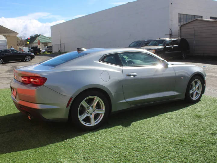 GRAY, 2023 CHEVROLET CAMARO LT Image 5