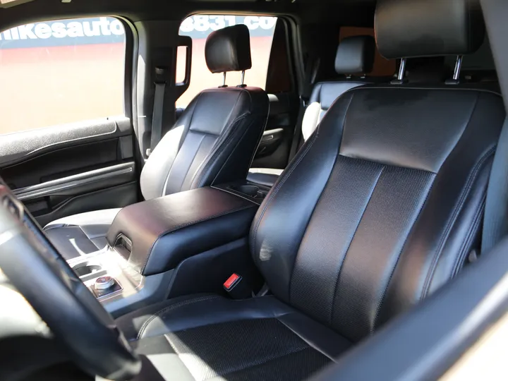 2019 FORD EXPEDITION XLT Image 20