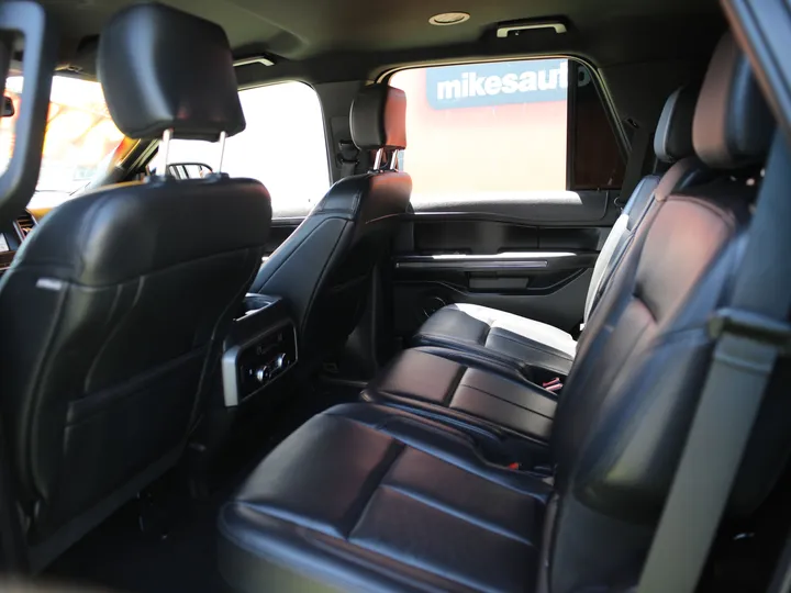 2019 FORD EXPEDITION XLT Image 22