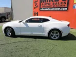 WHITE, 2020 CHEVROLET CAMARO LT Thumnail Image 10