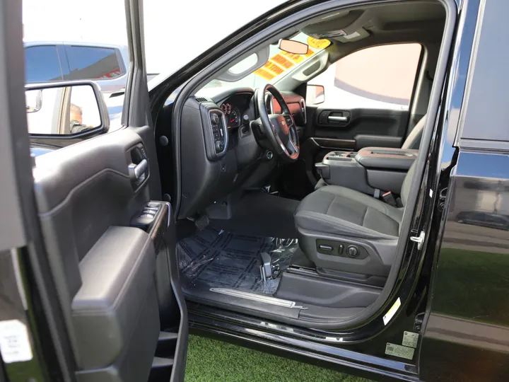 BLACK, 2021 CHEVROLET SILVERADO LT Image 20