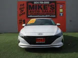 WHITE, 2023 HYUNDAI ELANTRA SEL Thumnail Image 2