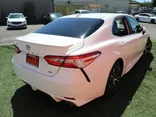 WHITE, 2020 TOYOTA CAMRY SE Thumnail Image 6