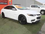 WHITE, 2018 CHEVROLET MALIBU LT Thumnail Image 5