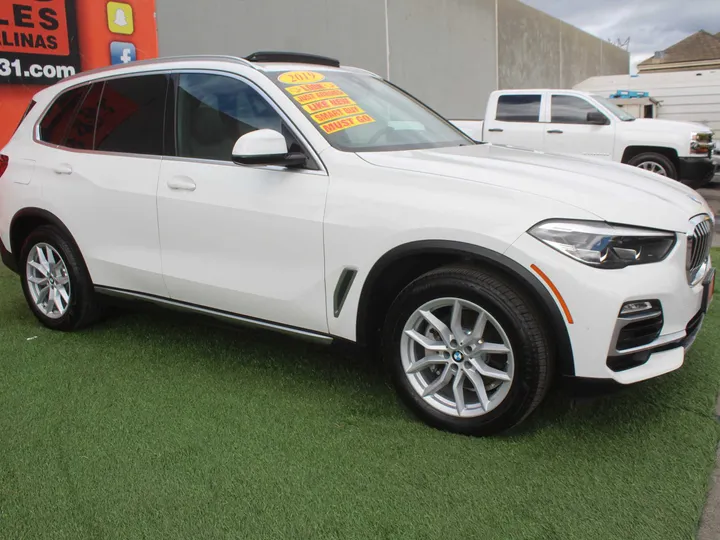 WHITE, 2019 BMW X5 XDRIVE40I Image 7