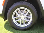 WHITE, 2023 JEEP GRAND CHEROKEE L LAREDO Thumnail Image 12
