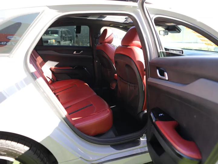 GRAY, 2021 KIA K5 GT-LINE Image 26