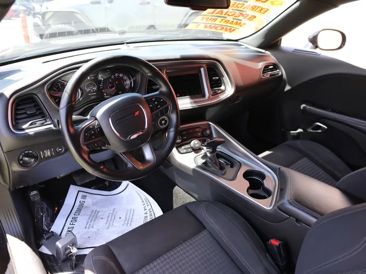 BLACK, 2019 DODGE CHALLENGER SXT Image 13