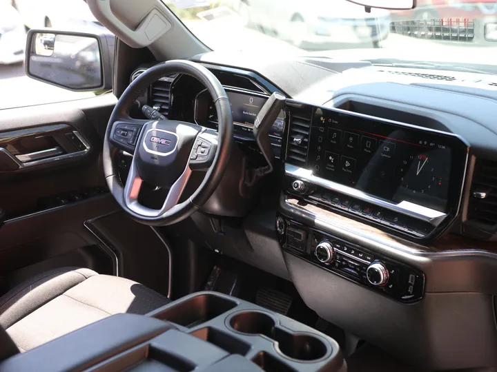 GRAY, 2024 GMC SIERRA ELEVATION Image 30