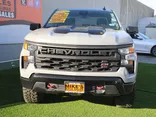 GRAY, 2024 CHEVROLET SILVERADO CUSTOM TRAIL BOSS Thumnail Image 3