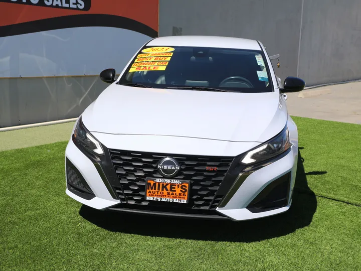 GRAY, 2023 NISSAN ALTIMA SR Image 3