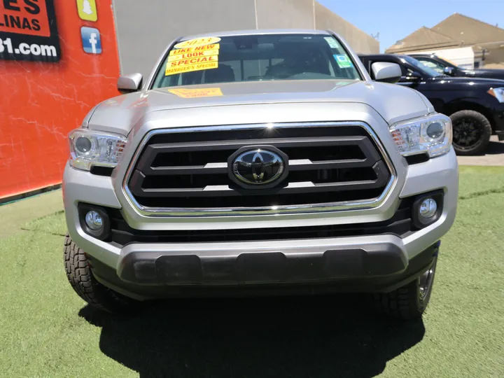 SILVER, 2023 TOYOTA TACOMA SR5 Image 10