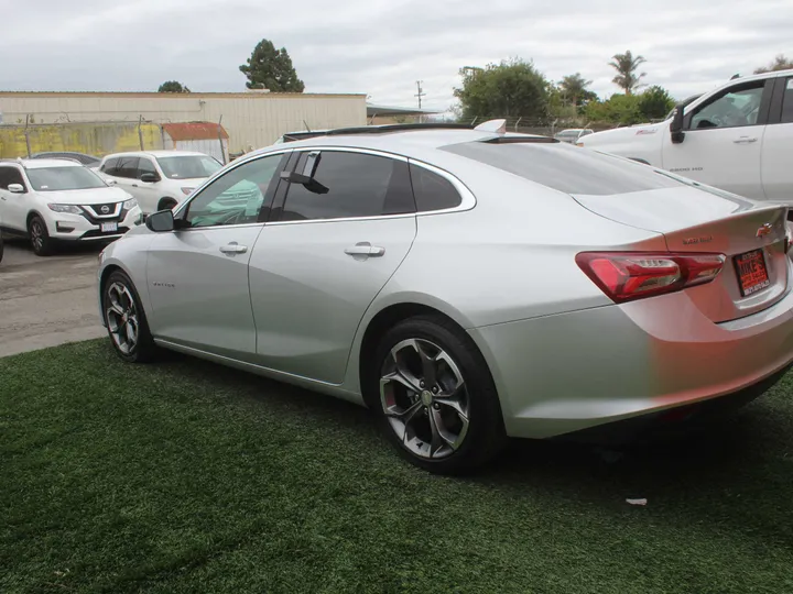 SILVER, 2021 CHEVROLET MALIBU LT Image 4