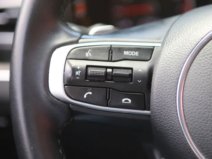 2024 KIA K5 GT Image 16