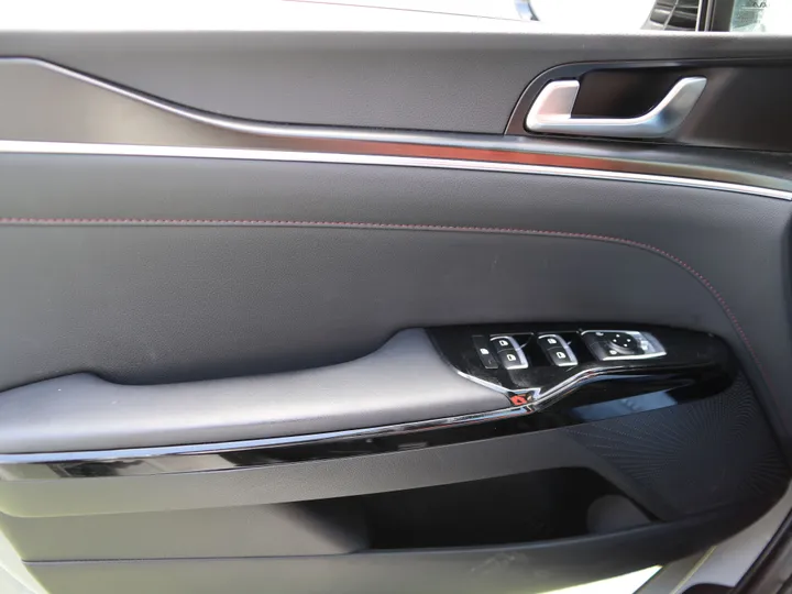 2024 KIA K5 GT Image 19