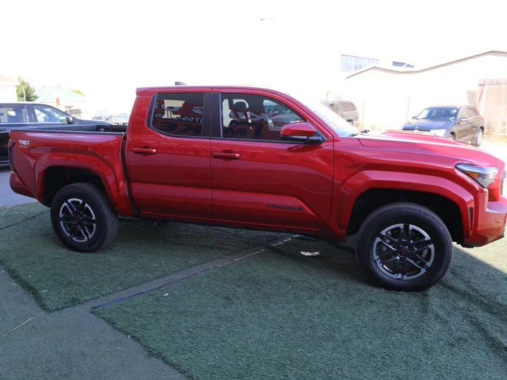 RED, 2024 TOYOTA TACOMA TRD SPORT Image 5