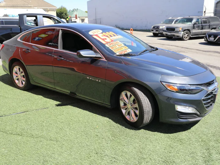 GRAY, 2020 CHEVROLET MALIBU LT Image 4