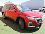 RED, 2023 CHEVROLET TRAVERSE LT Thumnail Image 4