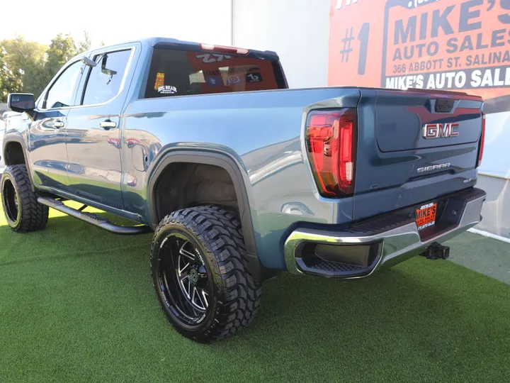 BLUE, 2024 GMC SIERRA SLT Image 10