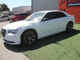 WHITE, 2018 CHRYSLER 300 TOURING Thumnail Image 3