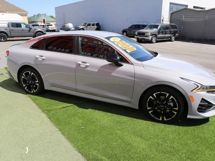 GRAY, 2022 KIA K5 GT-LINE Image 5