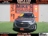 GRAY, 2021 CHEVROLET TRAVERSE LT Thumnail Image 1