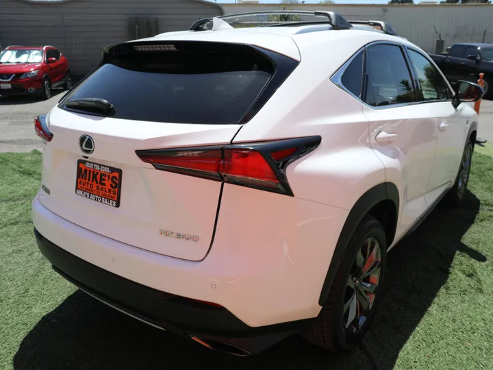 WHITE, 2018 LEXUS NX300 Image 7