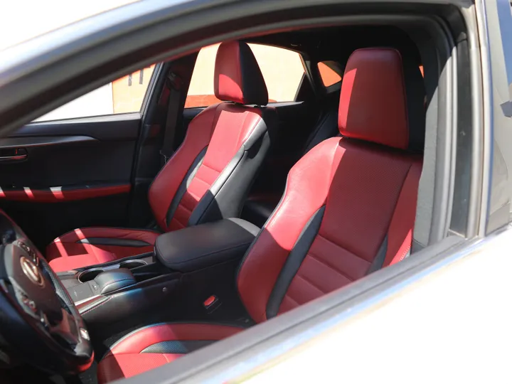 WHITE, 2018 LEXUS NX300 Image 20