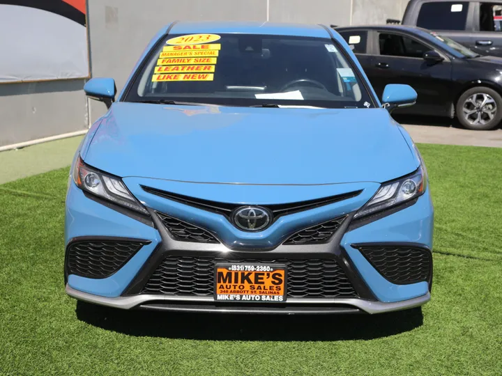BLUE, 2023 TOYOTA CAMRY XSE Image 3